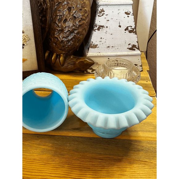 Vintage Fenton Custard Blue Satin Glass Persian Medallion Pattern Fairy Lamp - Picture 7 of 8